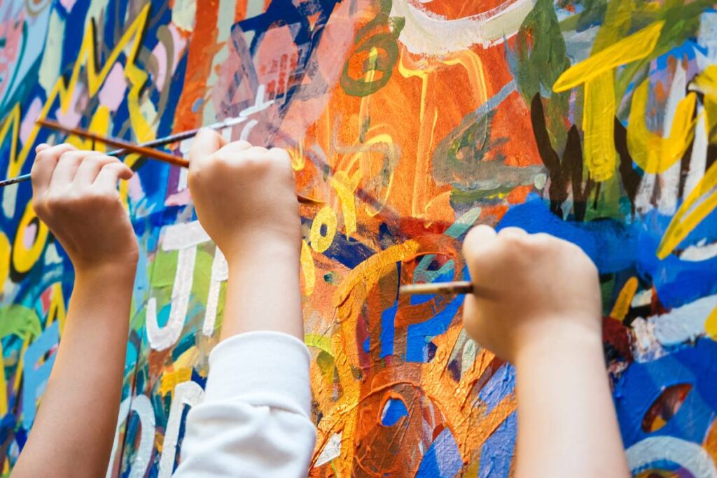 Kids taking part in a painting party near Lexington, Kentucky (KY)